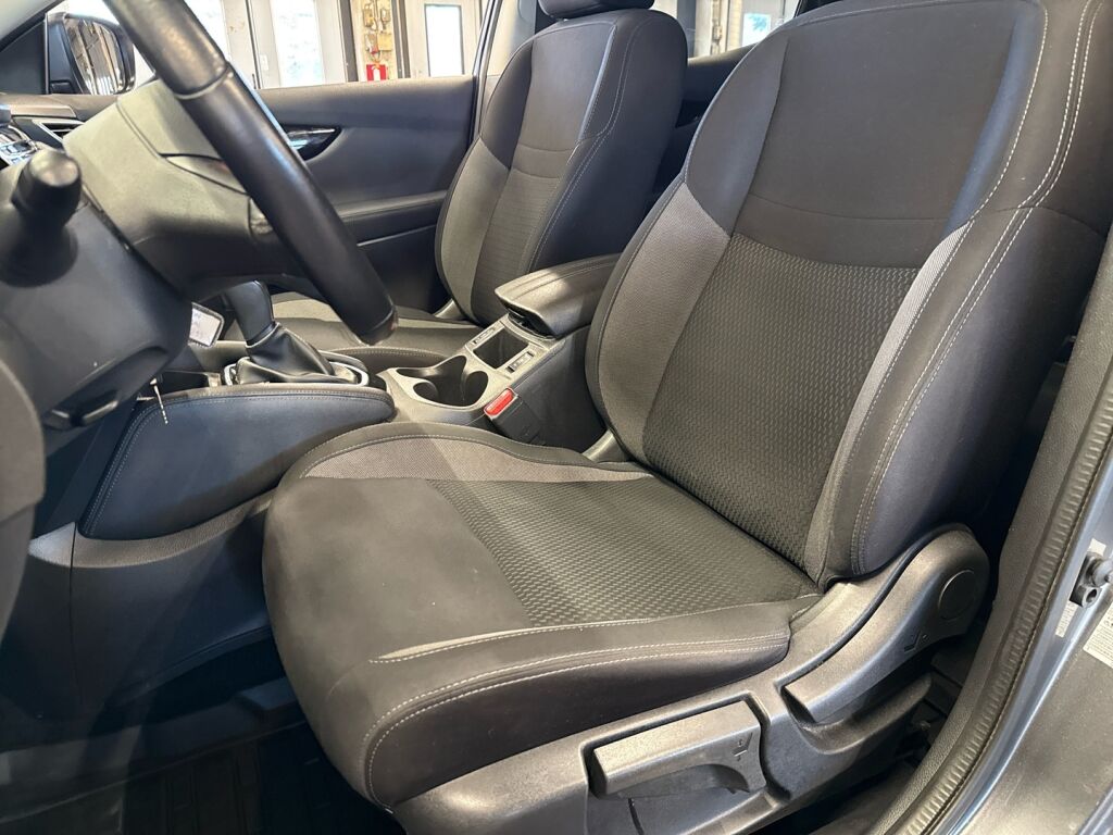 Nissan Qashqai 2021 Harmaa