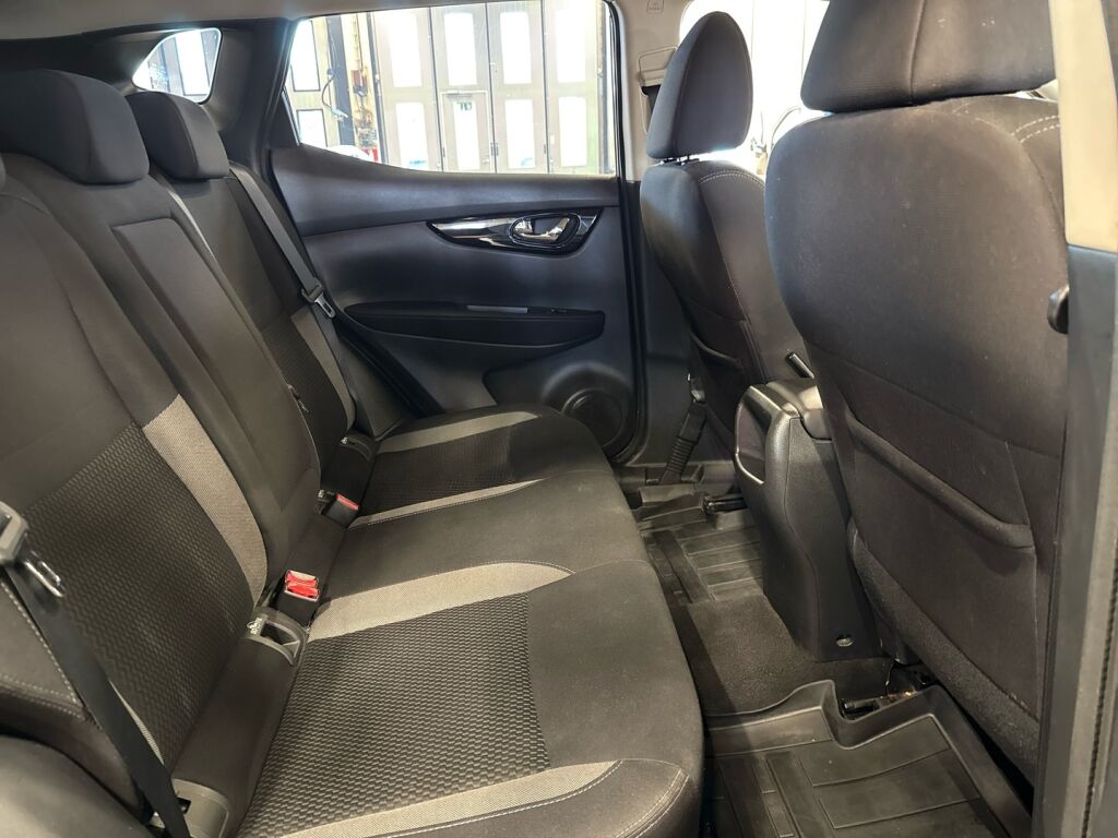 Nissan Qashqai 2021 Harmaa