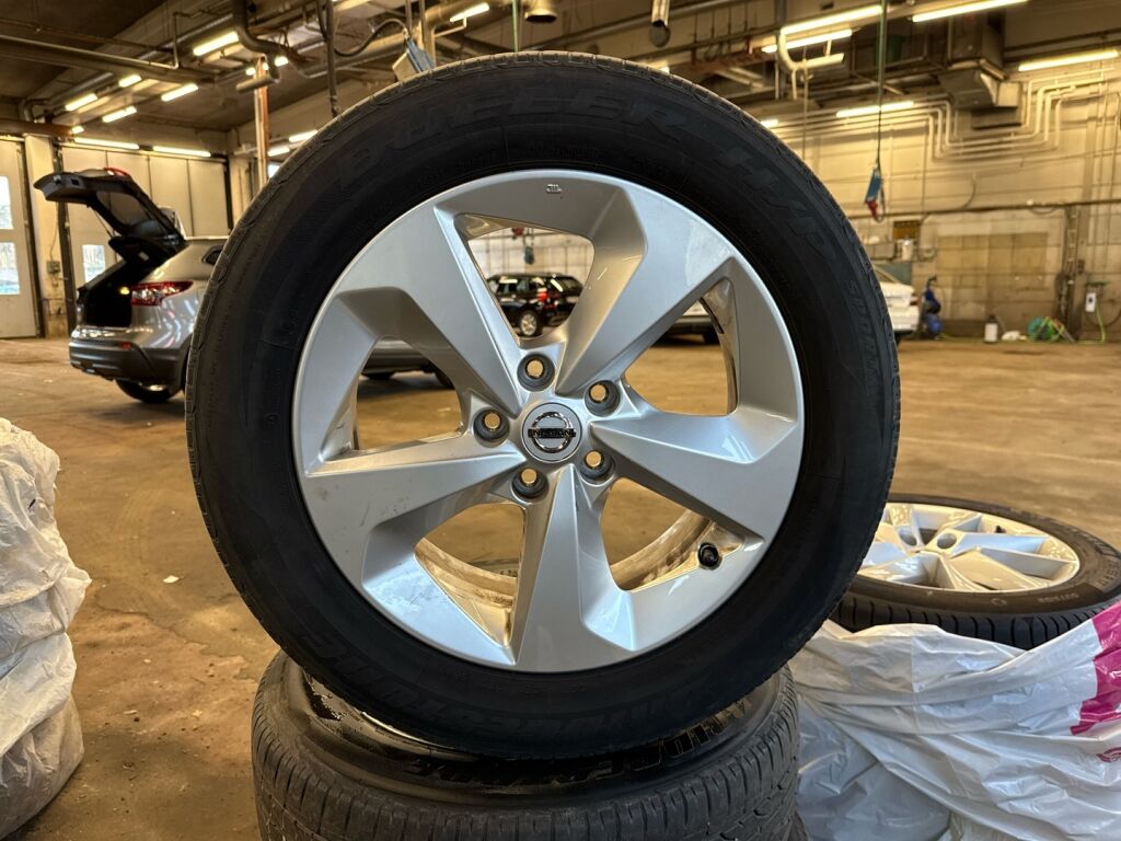 Nissan Qashqai 2021 Harmaa