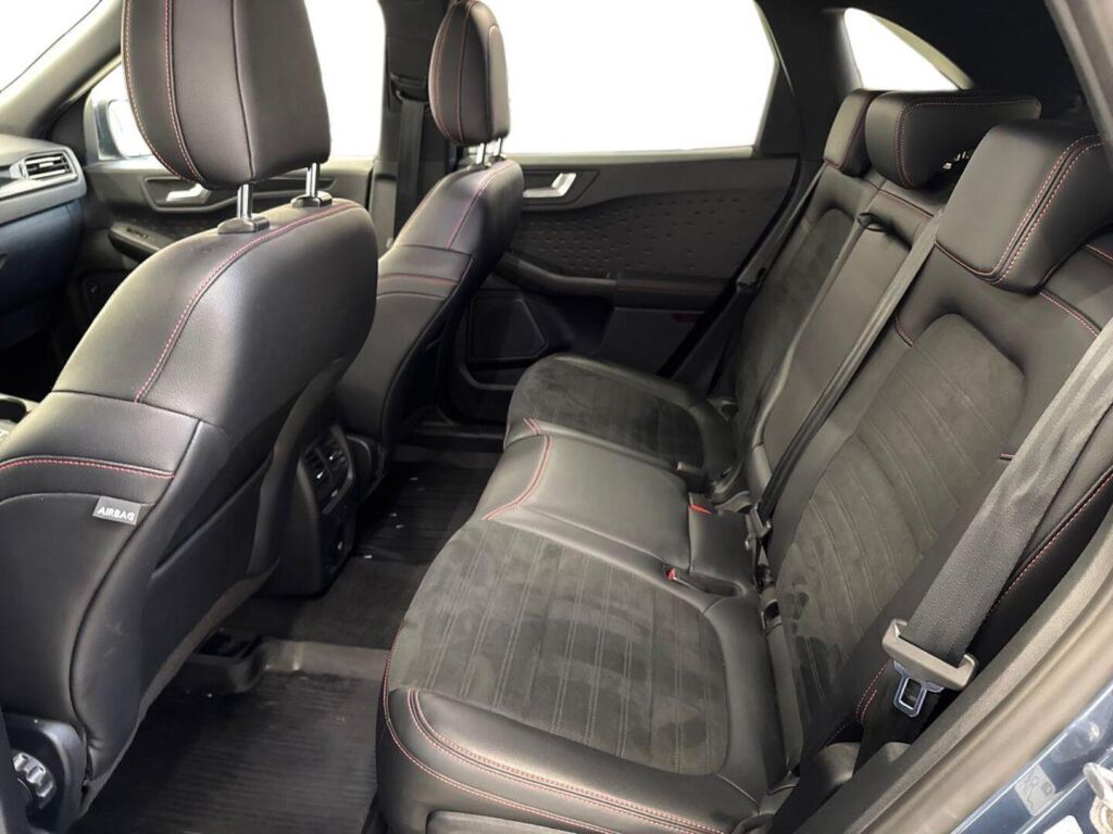 Ford Kuga 2020 Sininen