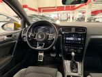 Volkswagen Golf 2019 Keltainen
