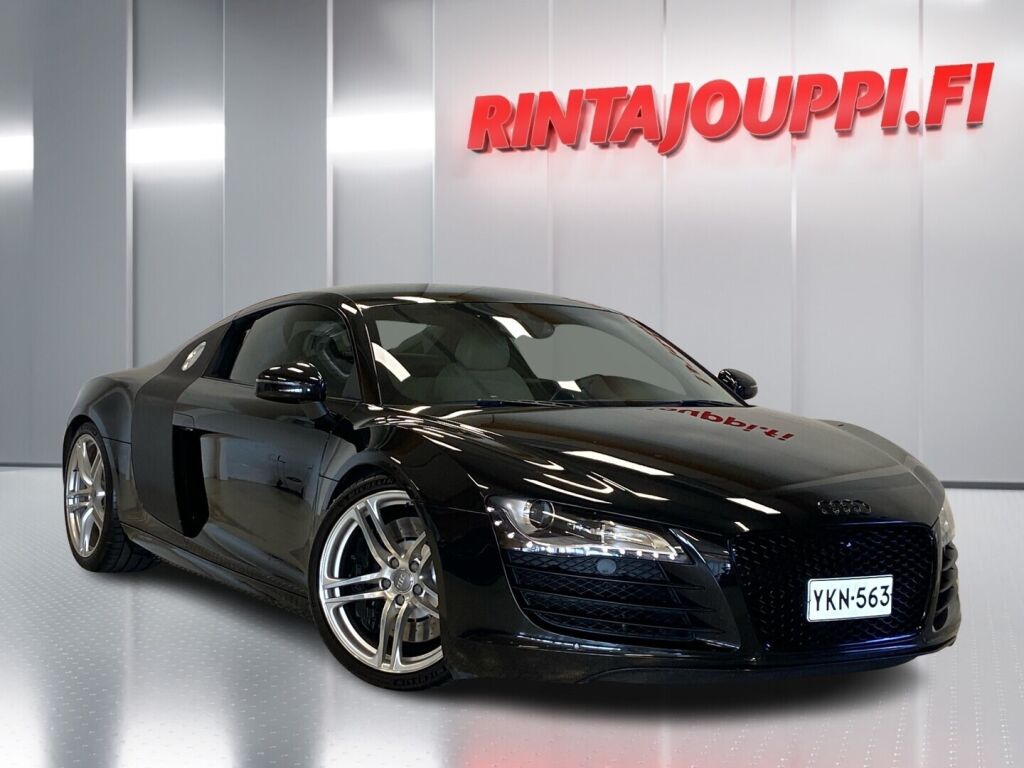 Audi R8 2007 Musta