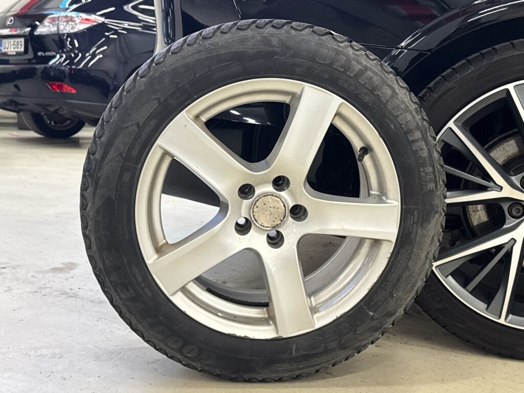 Volvo V90 2017 Musta