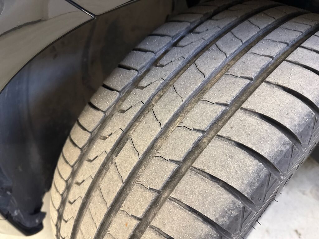 Volvo V90 2017 Musta