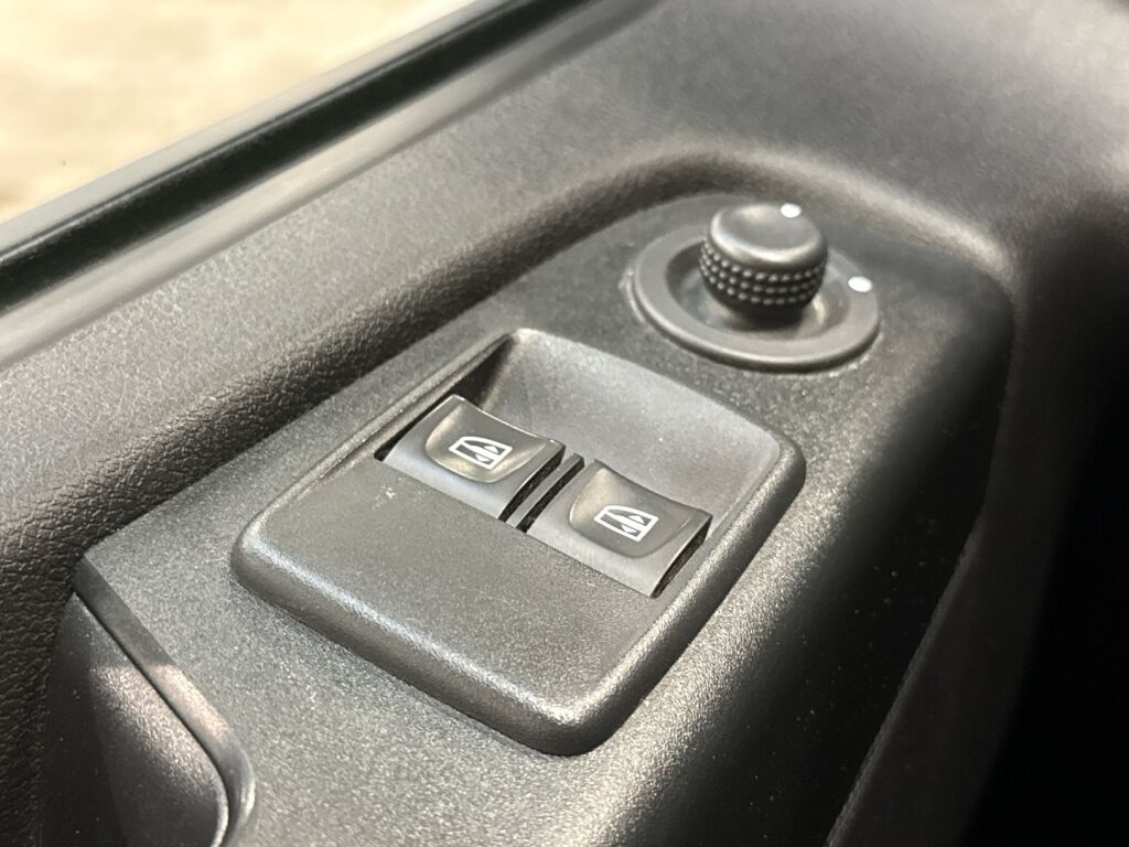 Renault Trafic 2020 Valkoinen