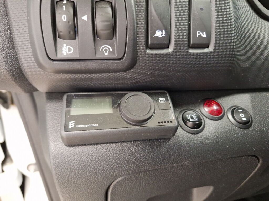 Renault Trafic 2020 Valkoinen