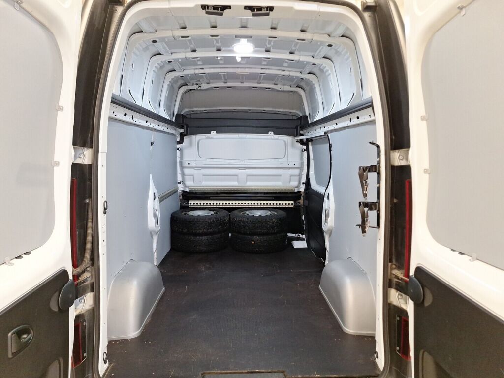 Renault Trafic 2020 Valkoinen