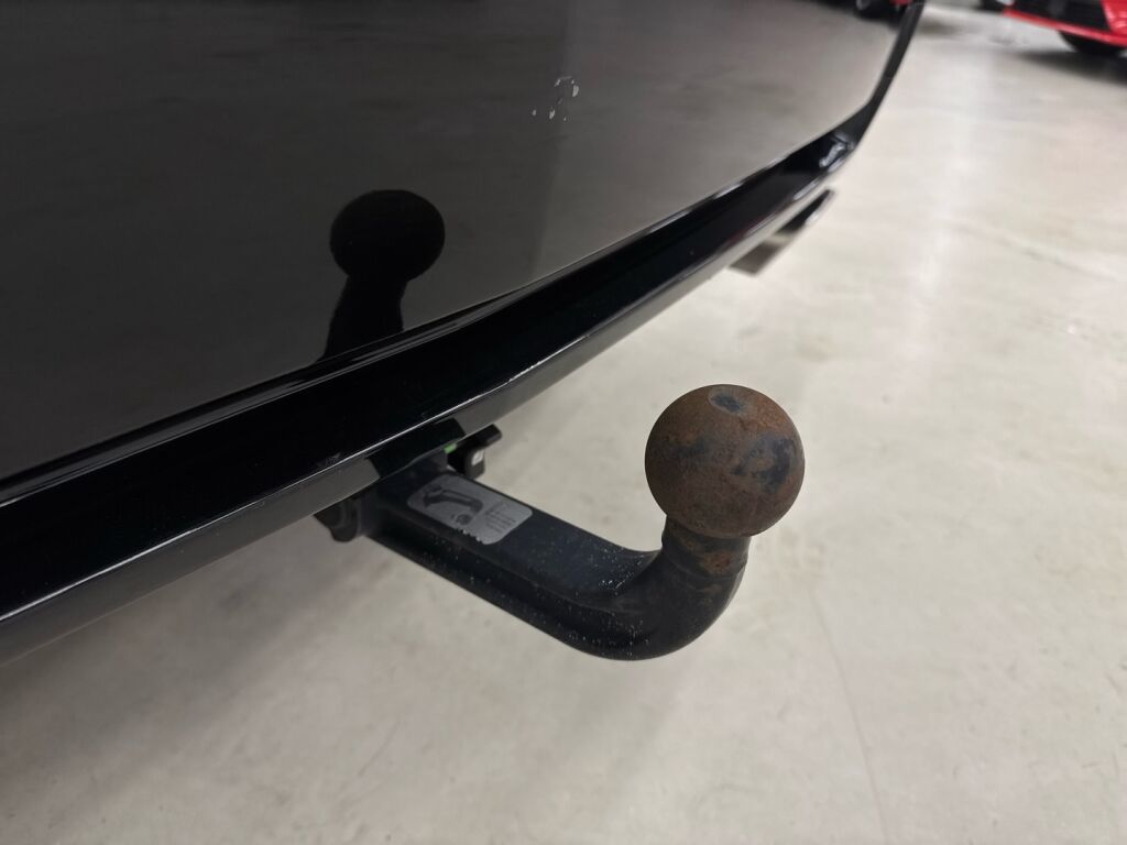 Mercedes-Benz GLK 2010 Musta