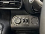 Opel Combo 2021 Valkoinen