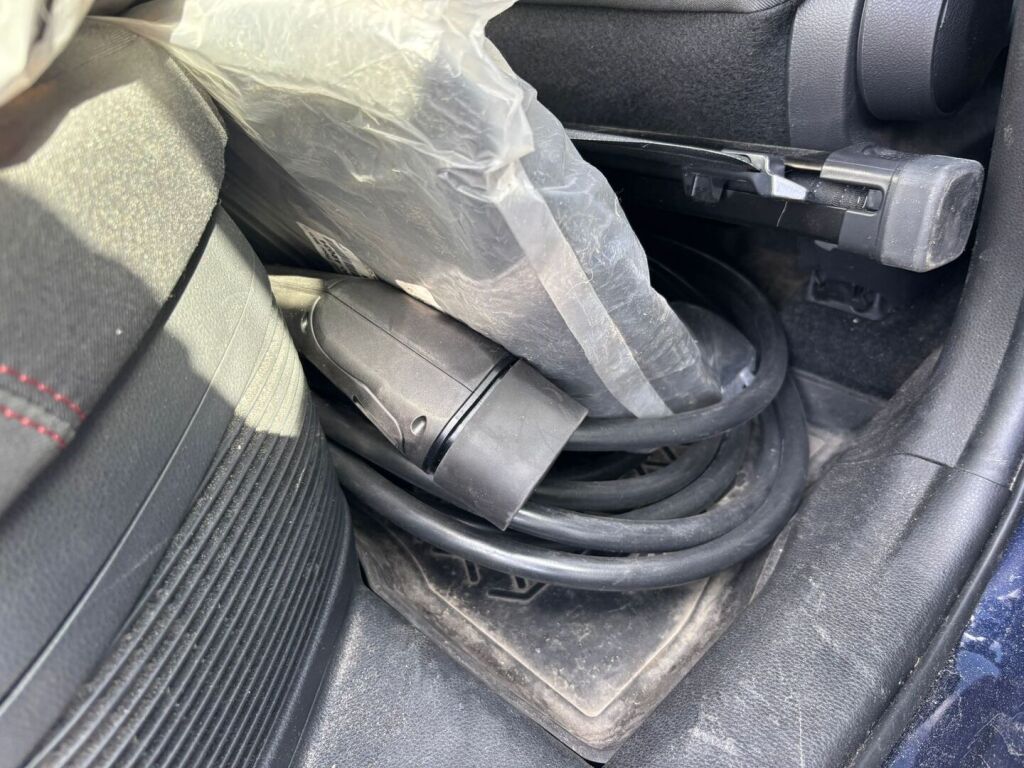 Toyota RAV4 Plug-in 2020 Sininen