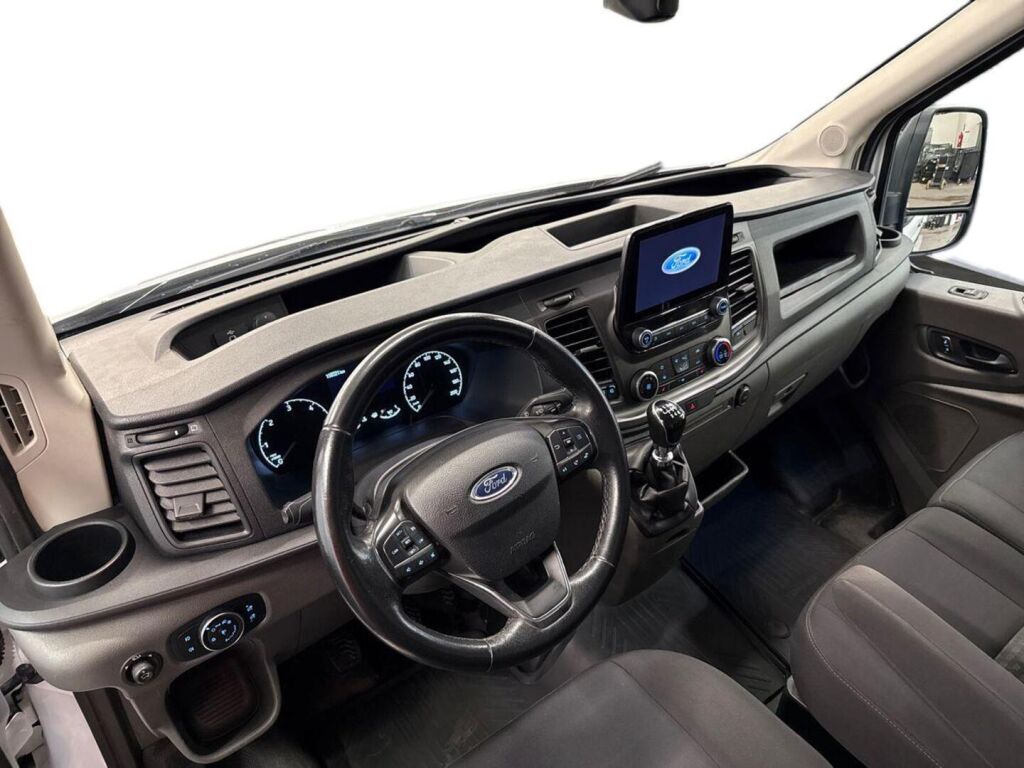 Ford Transit 2020 Valkoinen