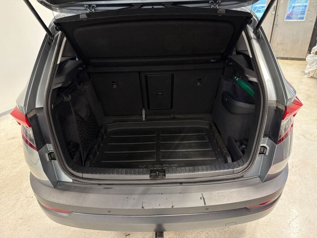 Skoda Karoq 2021 Harmaa