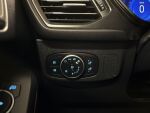 Ford Focus 2021 Punainen