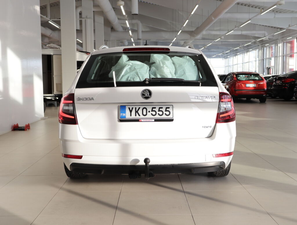 Skoda Octavia 2017 Valkoinen