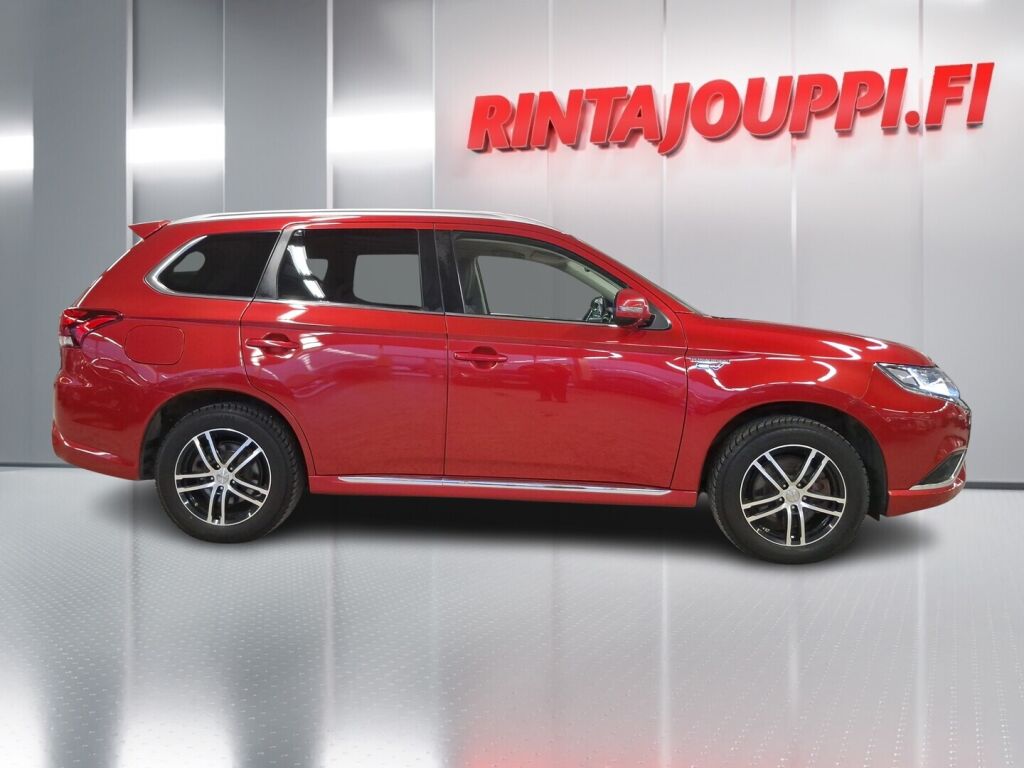 Mitsubishi Outlander PHEV 2019 Punainen