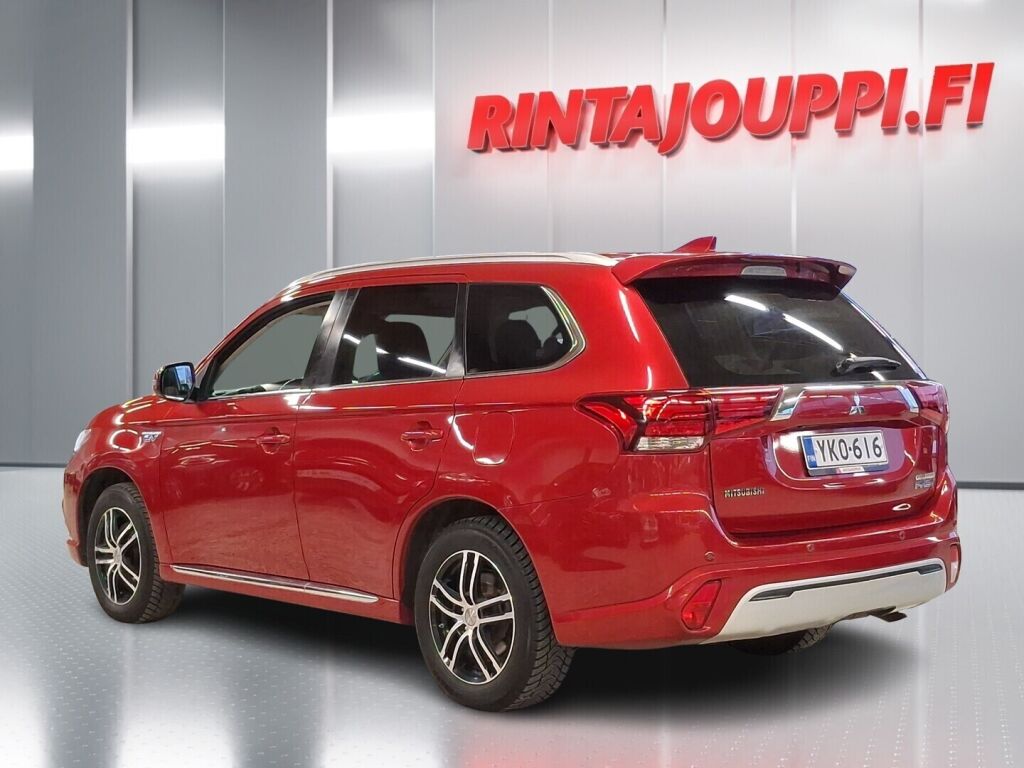 Mitsubishi Outlander PHEV 2019 Punainen