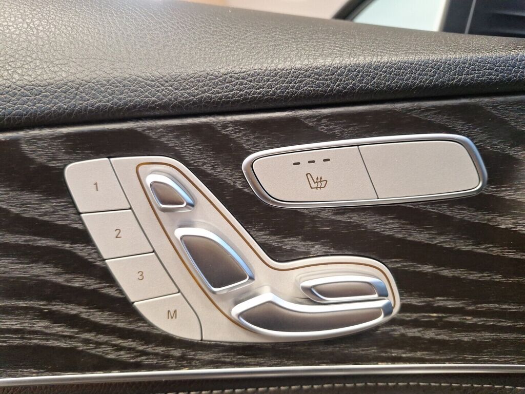 Mercedes-Benz C 2015 Harmaa