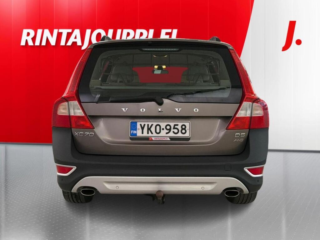 Volvo XC70 2010 Ruskea (beige)