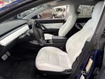 Tesla Model 3 2020 Sininen
