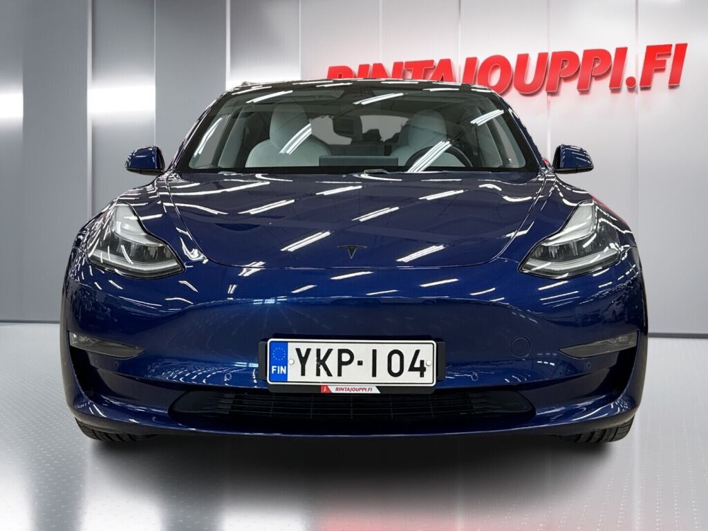 Tesla Model 3 2020 Sininen