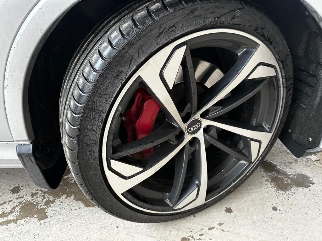 Audi Q7 2021 Hopea
