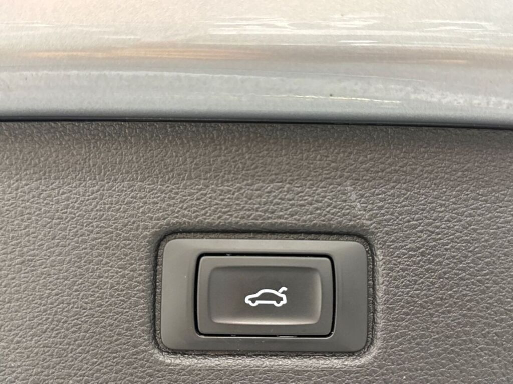 Audi Q7 2021 Hopea