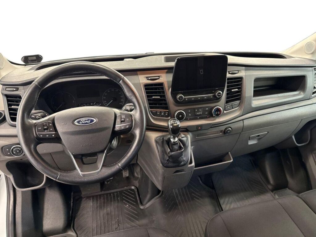 Ford Transit 2021 Valkoinen