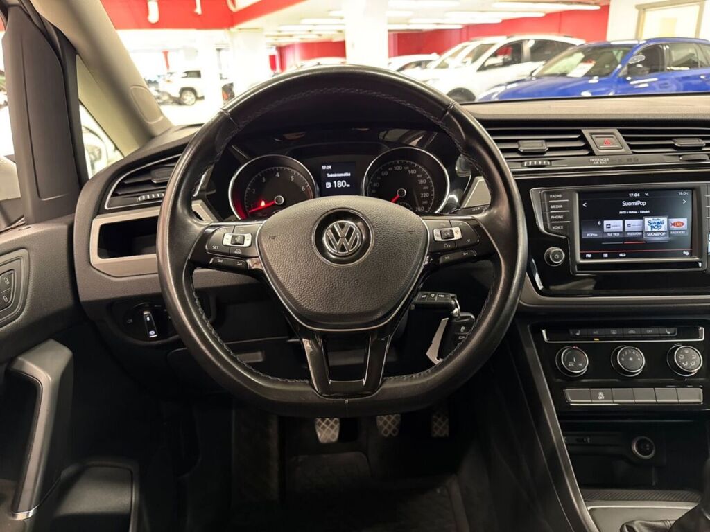 Volkswagen Touran 2015 Valkoinen