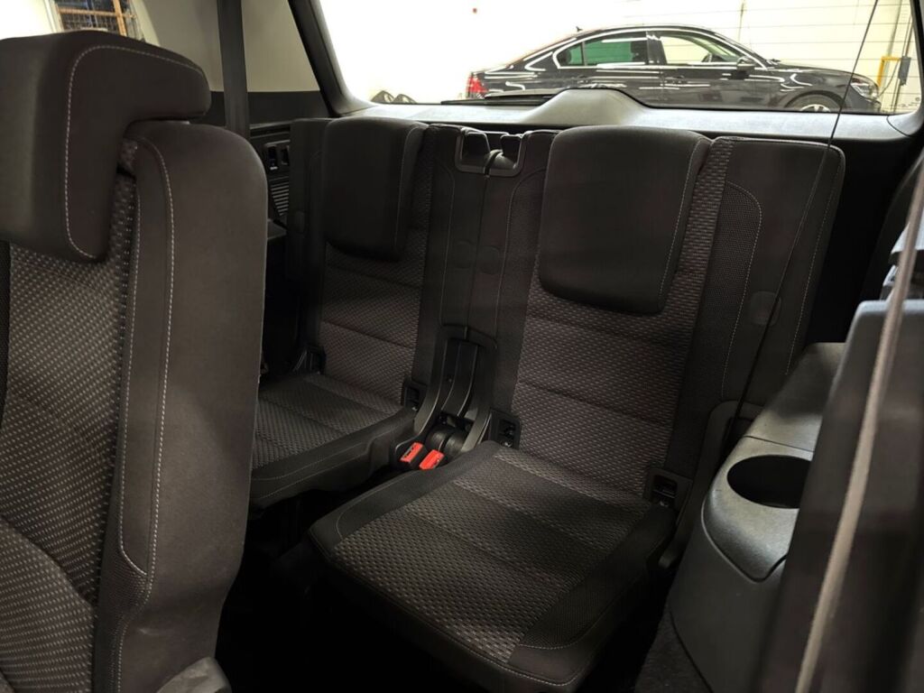Volkswagen Touran 2015 Valkoinen