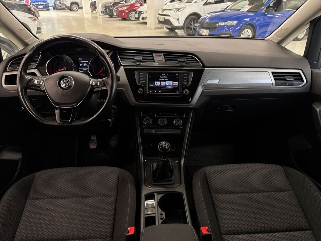 Volkswagen Touran 2015 Valkoinen