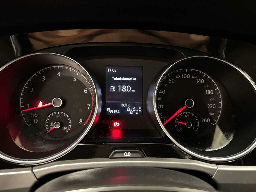 Volkswagen Touran 2015 Valkoinen