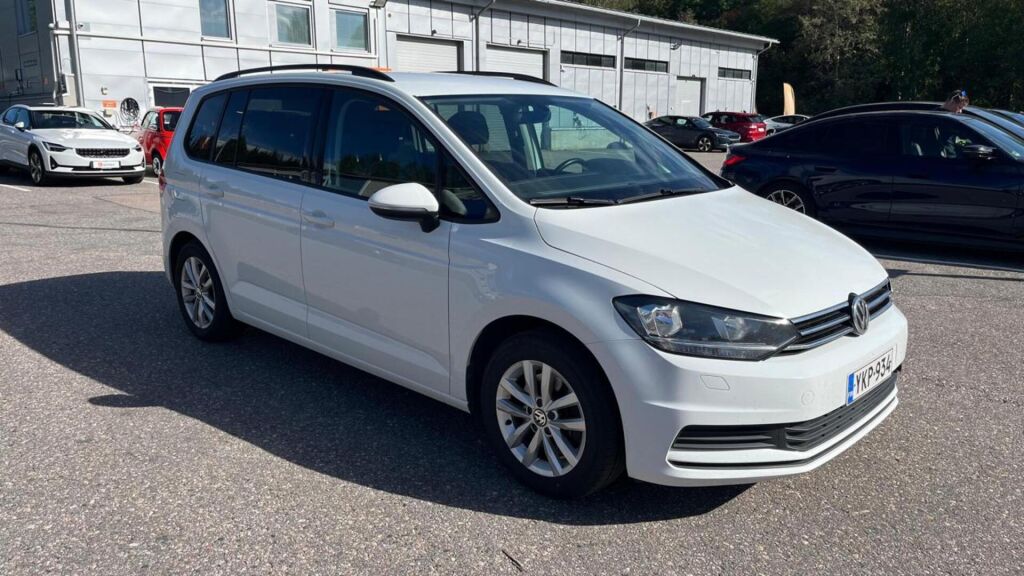 Volkswagen Touran 2015 Valkoinen