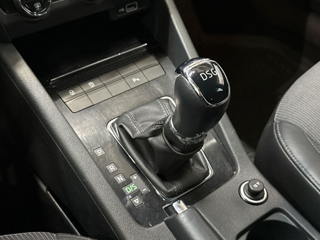 Skoda Octavia 2018 Valkoinen