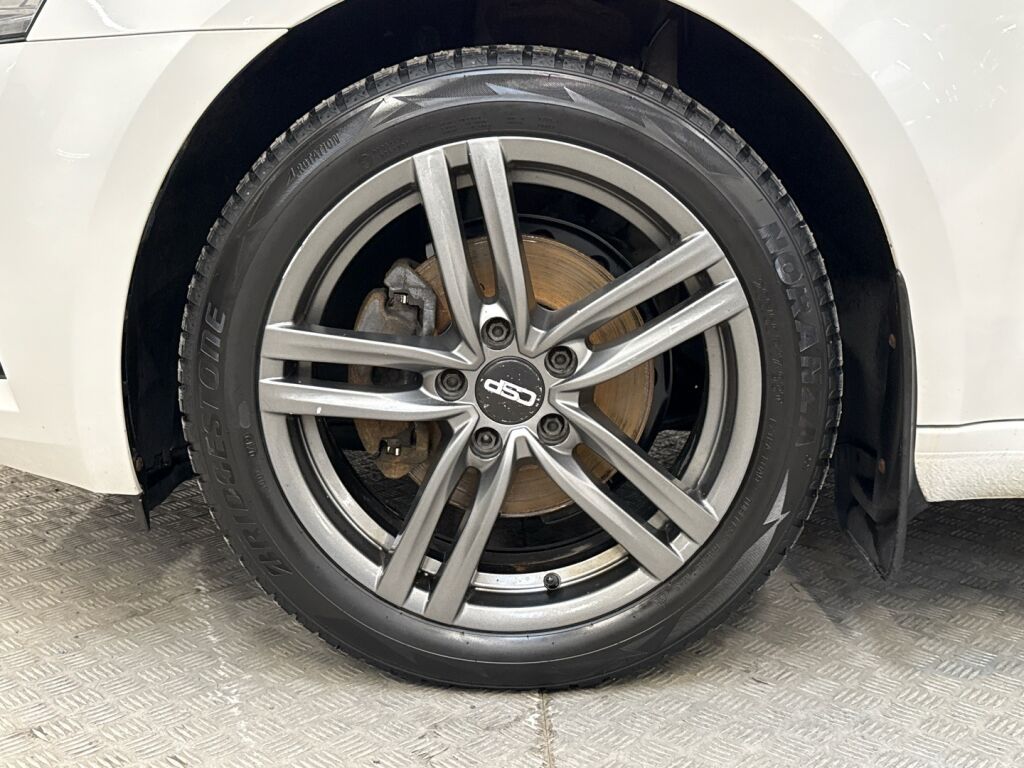 Skoda Octavia 2018 Valkoinen