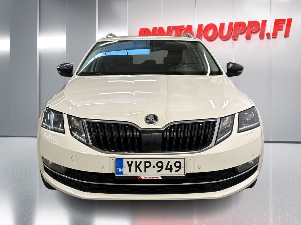 Skoda Octavia 2018 Valkoinen