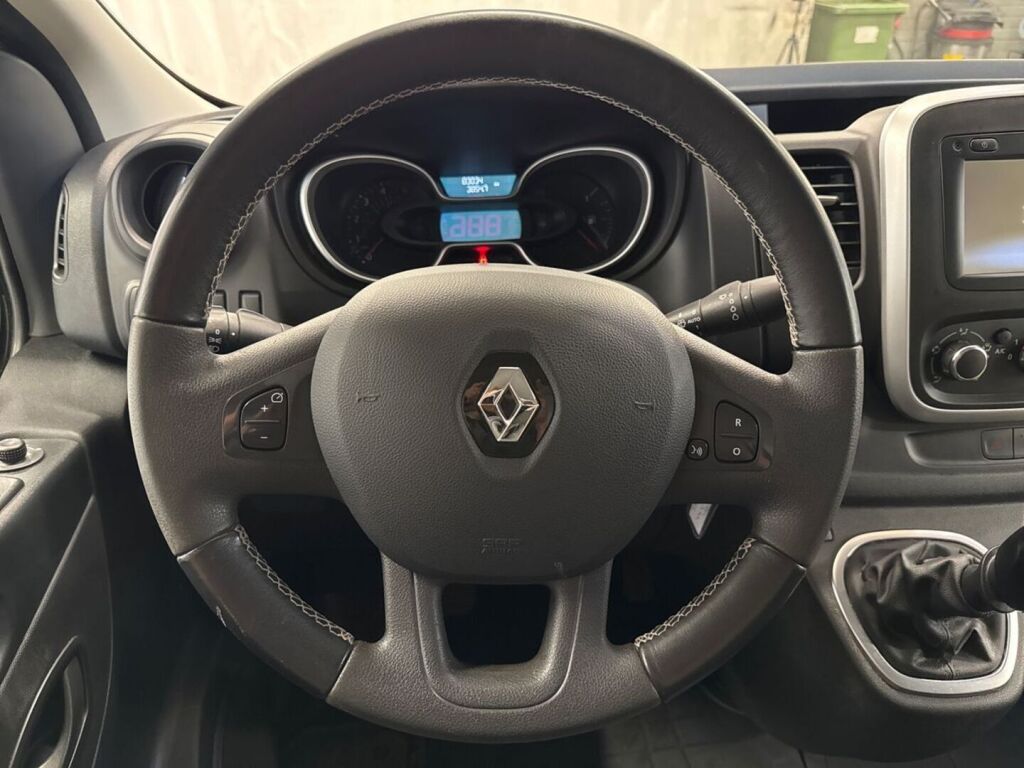 Renault Trafic 2020 Valkoinen