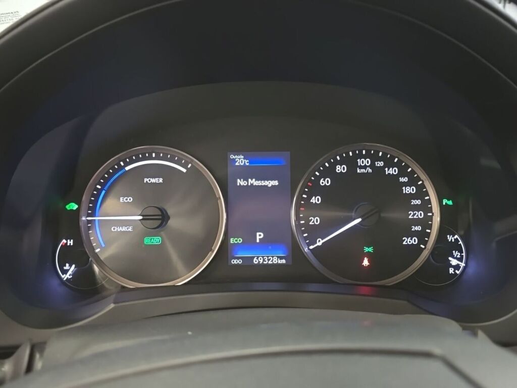 Lexus IS 2020 Valkoinen