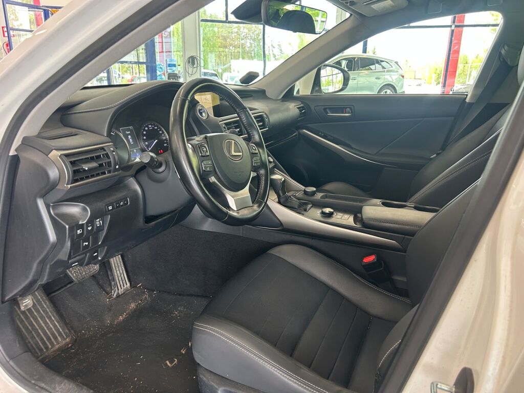 Lexus IS 2020 Valkoinen