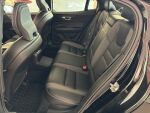 Volvo S60 2021 Musta