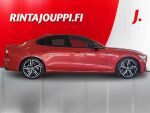 Volvo S60 2021 Punainen