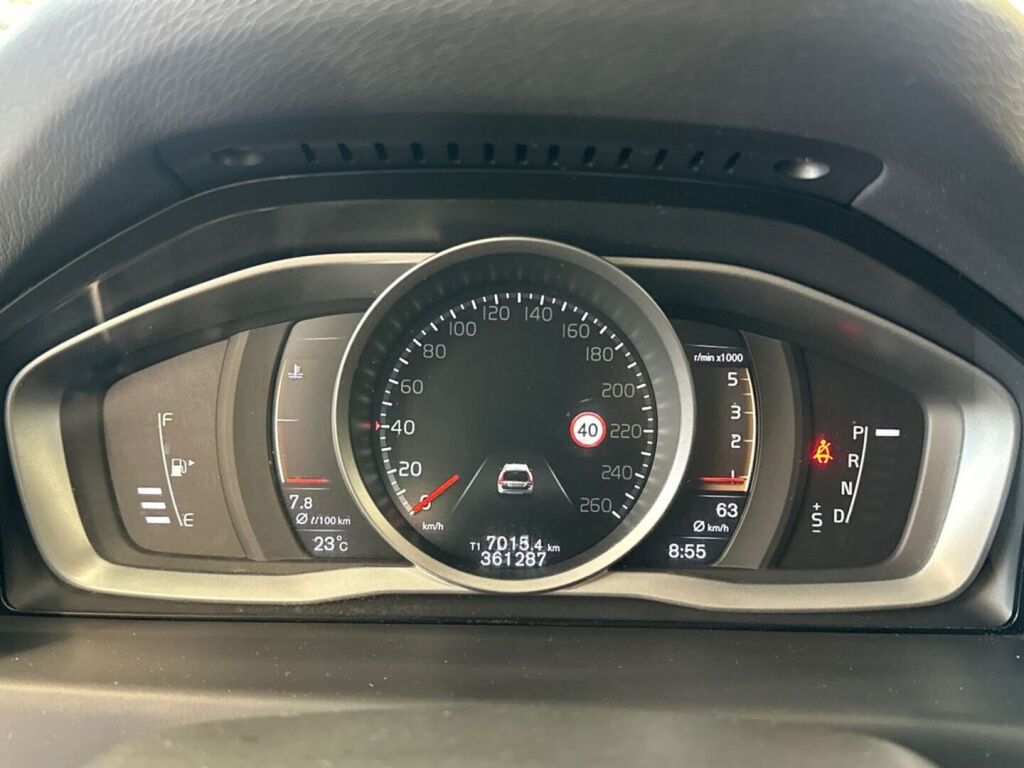 Volvo XC70 2016 Hopea