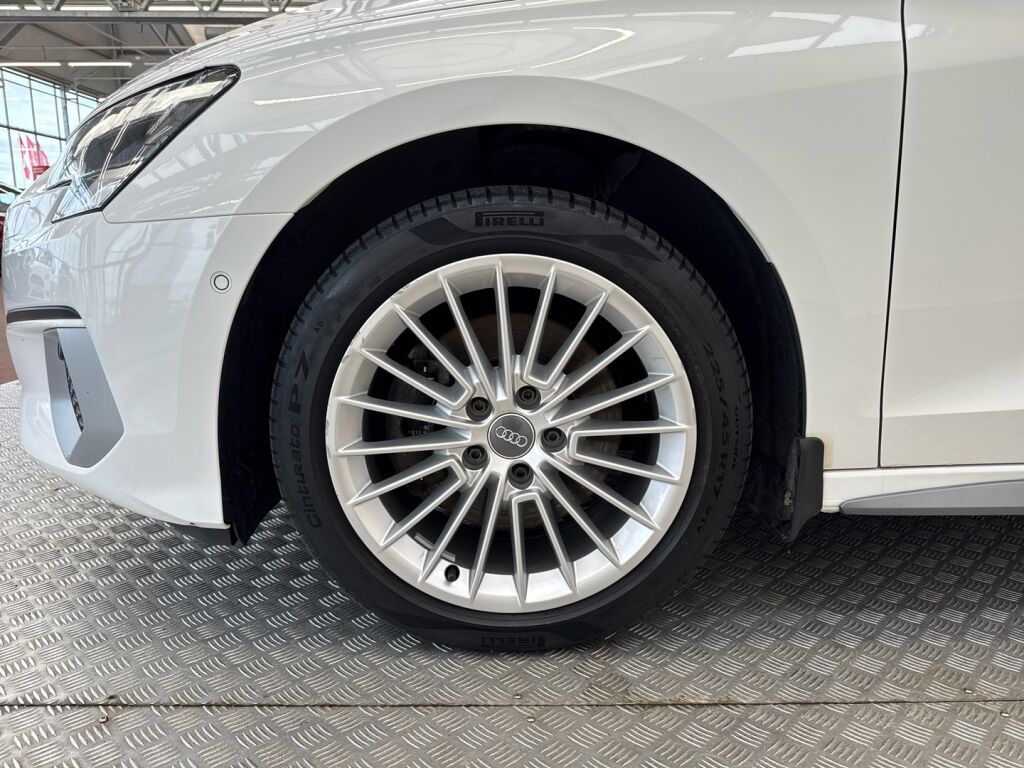 Audi A3 2021 Valkoinen