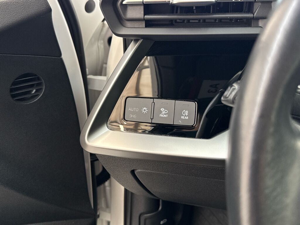 Audi A3 2021 Valkoinen