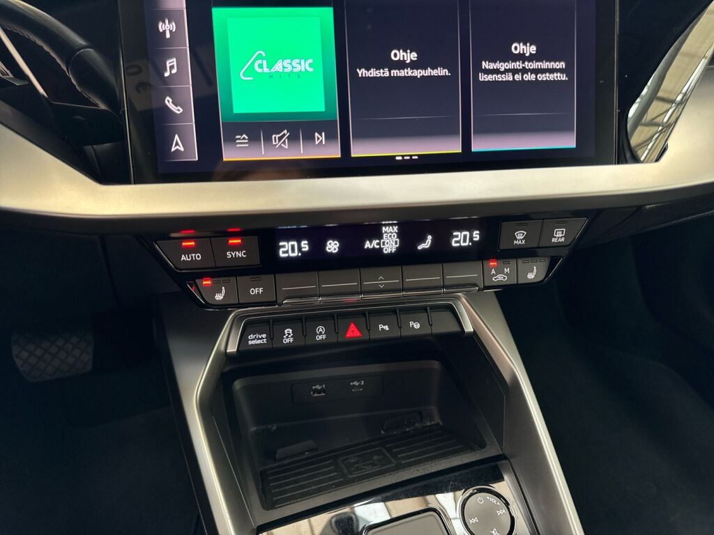 Audi A3 2021 Valkoinen