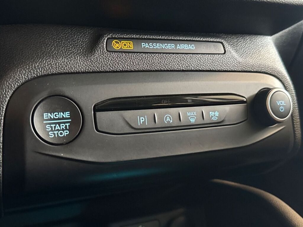 Ford Focus 2022 Chrome blue
