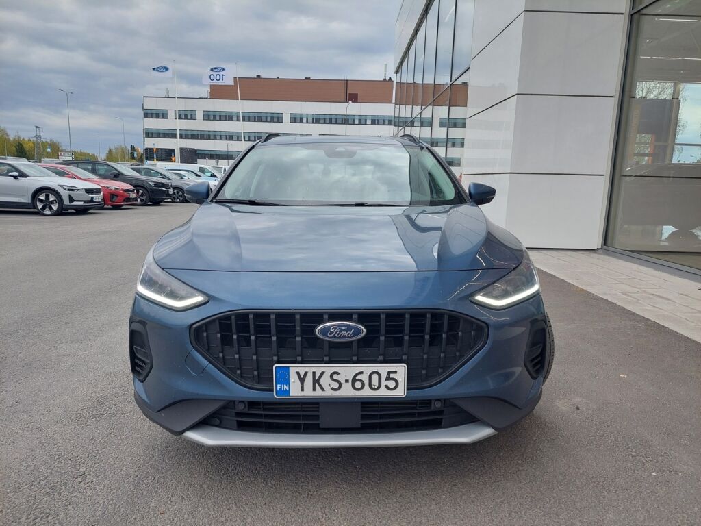 Ford Focus 2022 Chrome blue