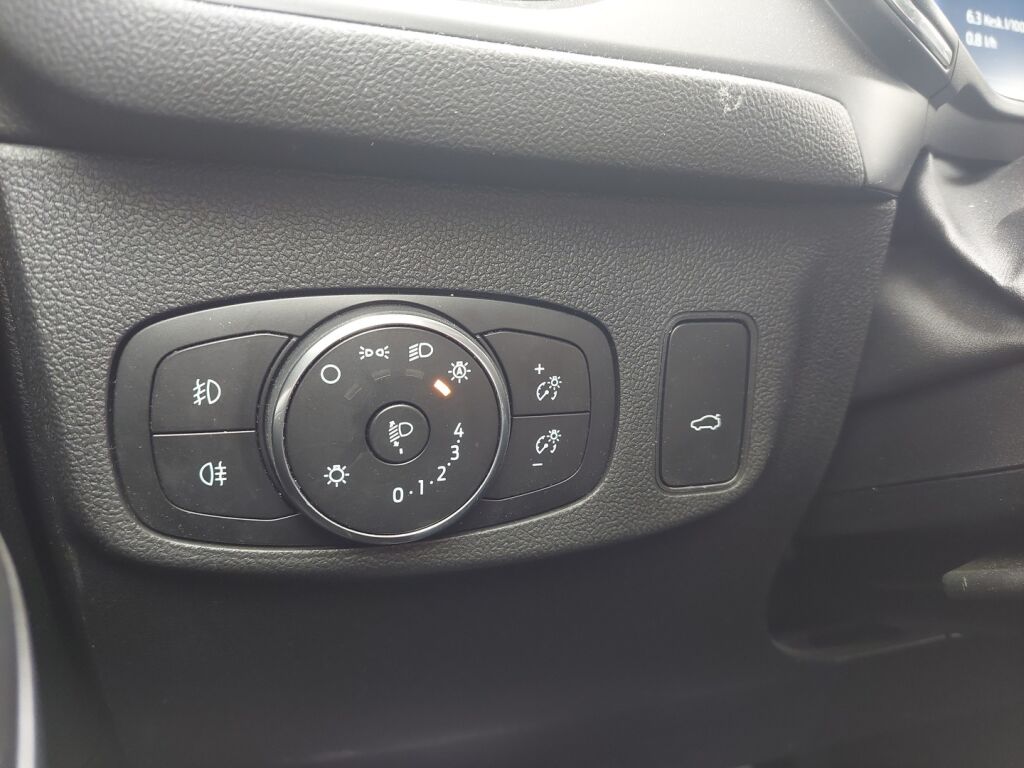 Ford Focus 2022 Chrome blue