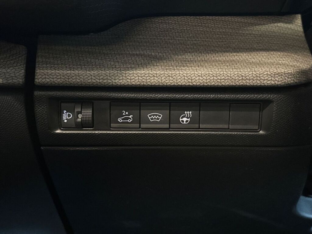 Citroen C5 X 2022 Sininen