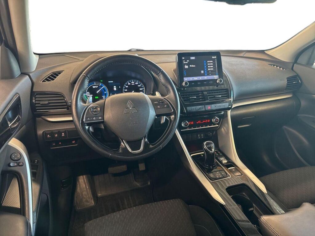 Mitsubishi Eclipse Cross 2021 Valkoinen