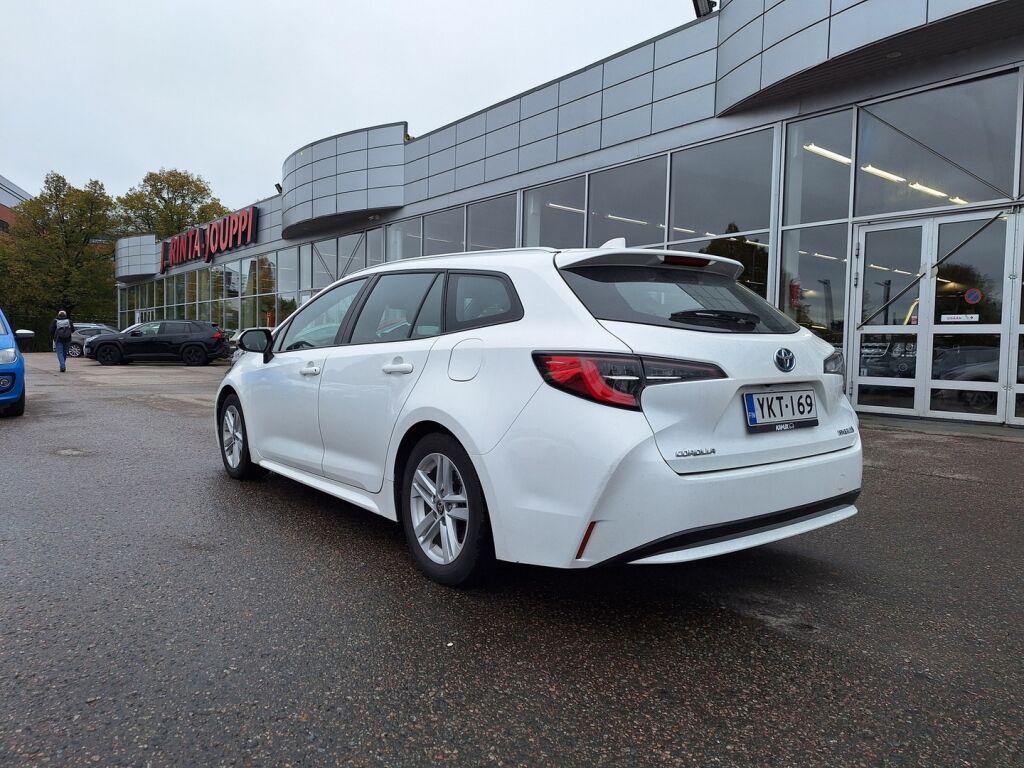 Toyota Corolla 2022 Valkoinen